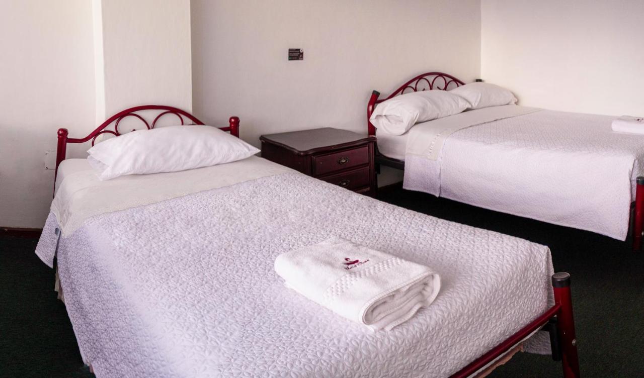 Hotel Cisne Куэнка Экстерьер фото