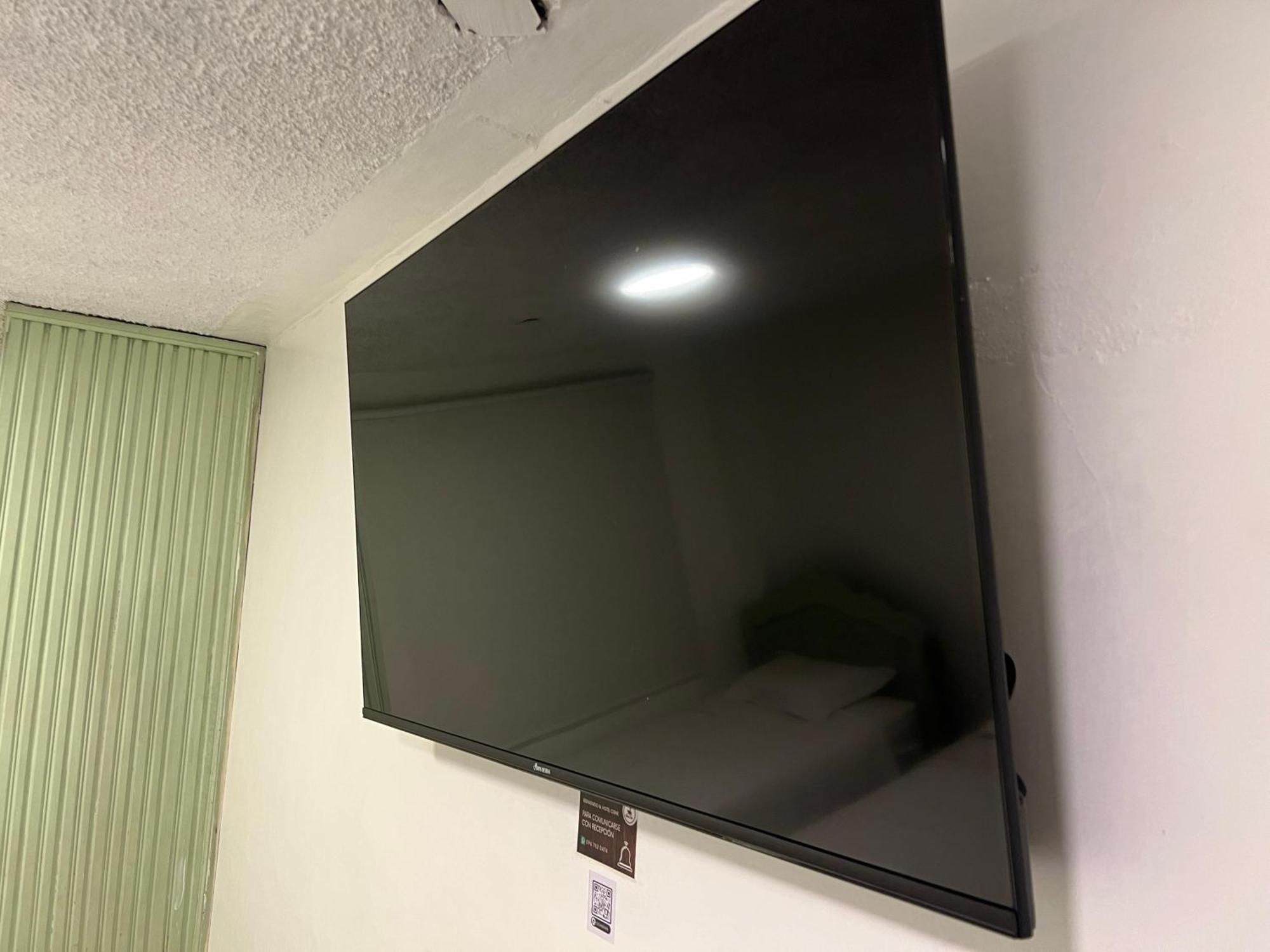 Hotel Cisne Куэнка Экстерьер фото